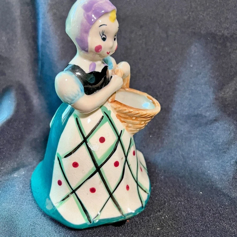 Vintage United China & Glass Co. Lady  Basket Vase Succulent Planter Small 1940s